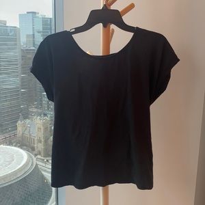 COPY - Lululemon black tshirt with open back